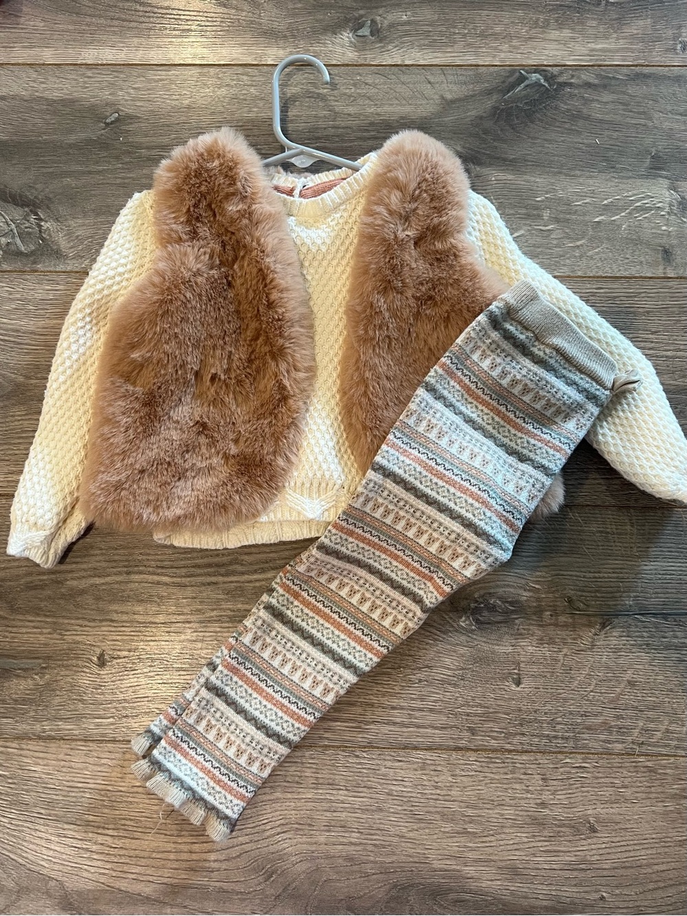 Happily Grey Kids 3pc Set Faux Fur Vest Popcorn Knit Sweater Leggings 24M